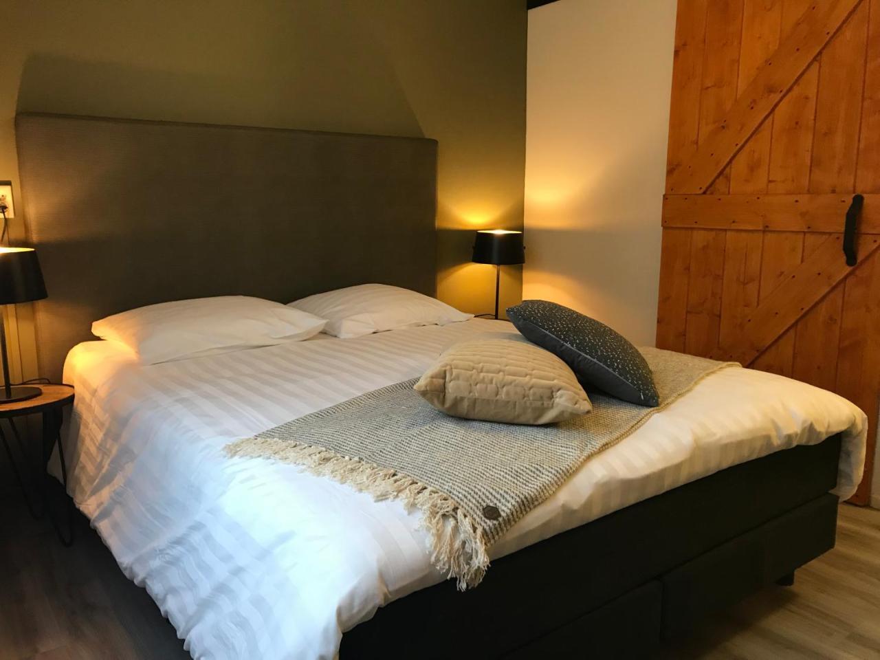 Bed & Breakfast Van Marion โอสท์วอร์เนอ ภายนอก รูปภาพ